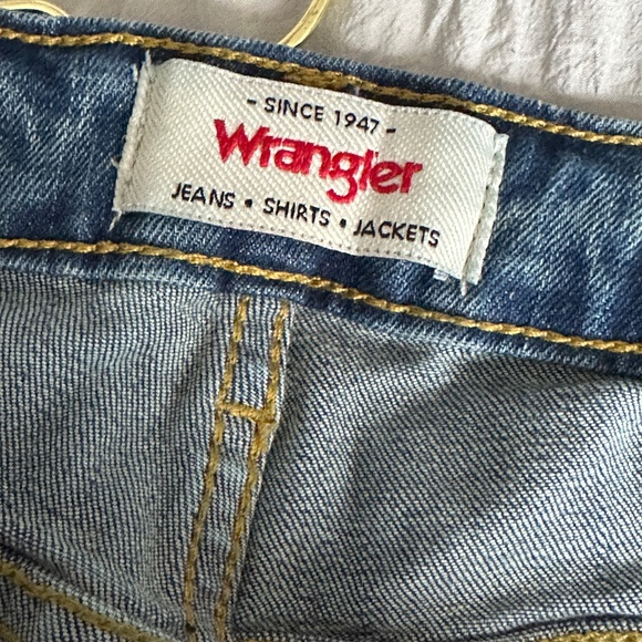 Women's Wrangler Dark Wash High Rise Bold Boot Jeans Size 14 Length 34 - Picture 7 of 10